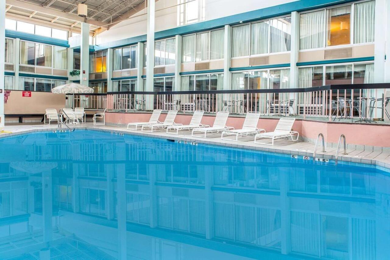 Quality Inn And Conference Center Springfield Exteriér fotografie