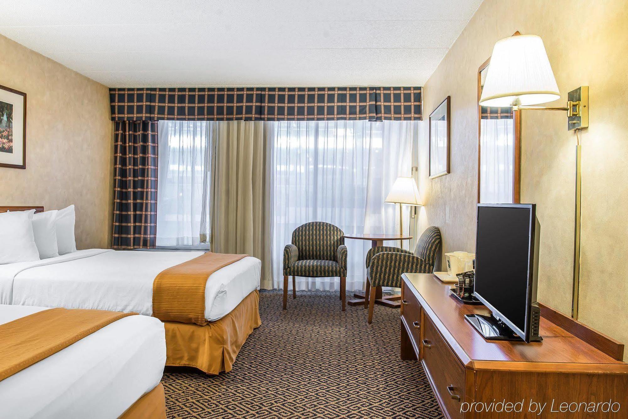 Quality Inn And Conference Center Springfield Exteriér fotografie