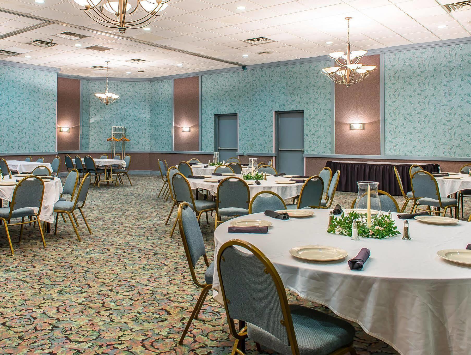 Quality Inn And Conference Center Springfield Exteriér fotografie