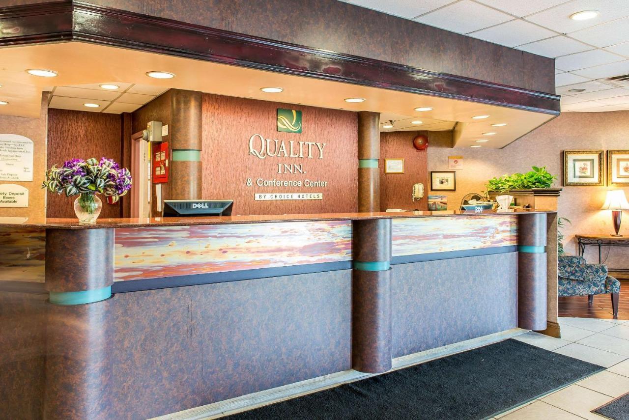 Quality Inn And Conference Center Springfield Exteriér fotografie